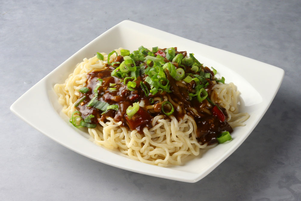 Noodles w Pork in Fried Bean Paste